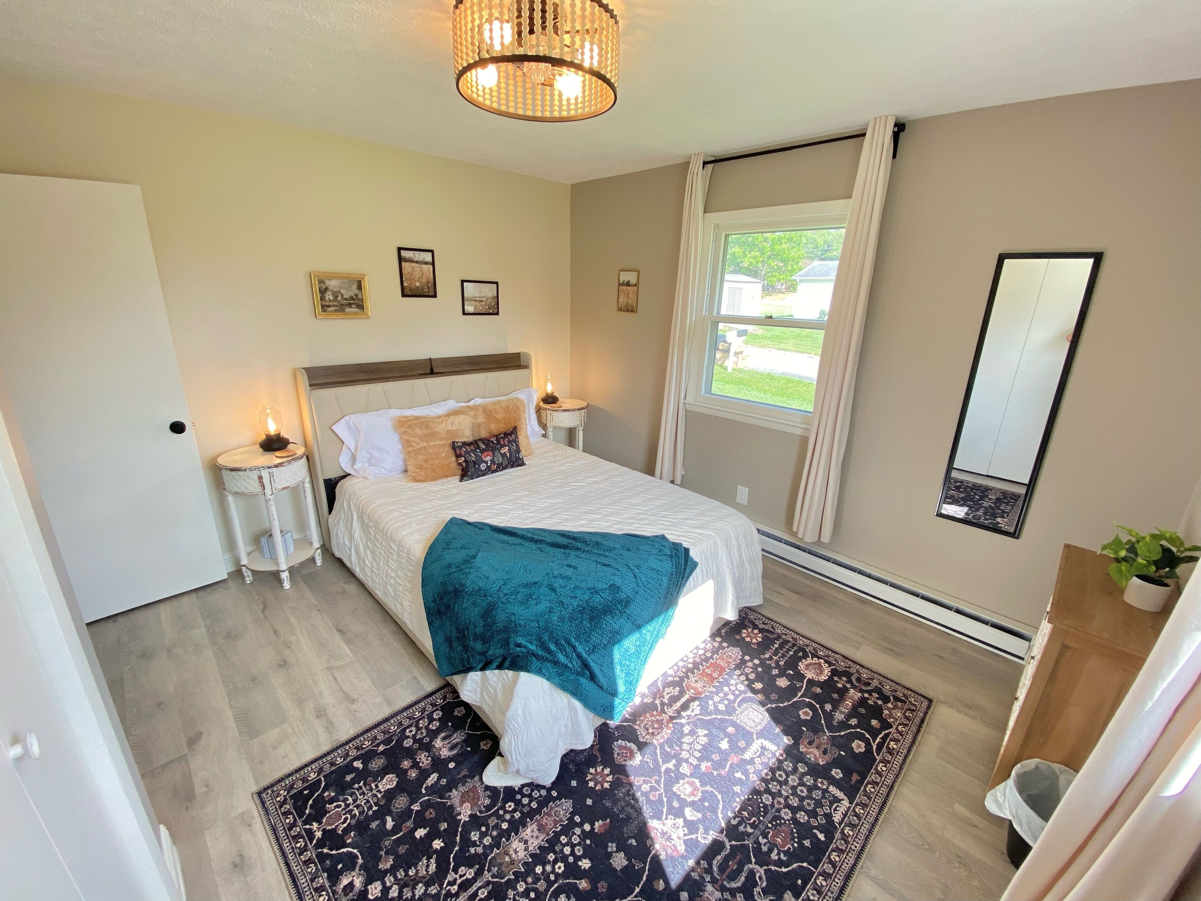 3 多间卧室、熨斗/熨衣板、免费 WiFi、床单