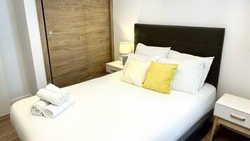 1 bedroom, iron/ironing board, travel cot, WiFi