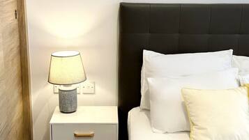 1 bedroom, iron/ironing board, travel cot, WiFi