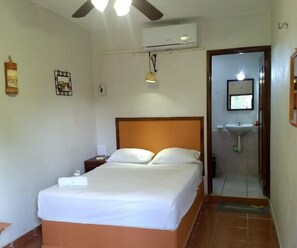 Economy Room, Private Bathroom