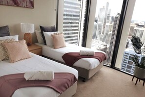 2 عدّة غرف نوم ومكتب وواي فاي