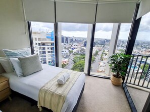 2 عدّة غرف نوم ومكتب وواي فاي