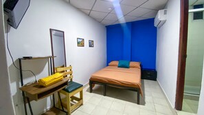9 makuuhuonetta, silitysrauta/-lauta, Wi-Fi, vuodevaatteet