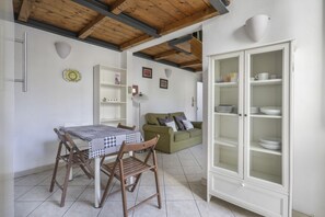 Dining - Angelico's Urban Loft (Firenze)