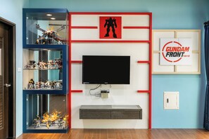 Familien-Vierbettzimmer, Balkon | Verdunkelungsvorhänge, kostenloses WLAN, Bettwäsche