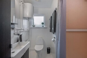 Shower - Holiday home in beautiful Martofte (Martofte)