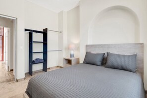 3 bedrooms, iron/ironing board, travel crib, free WiFi