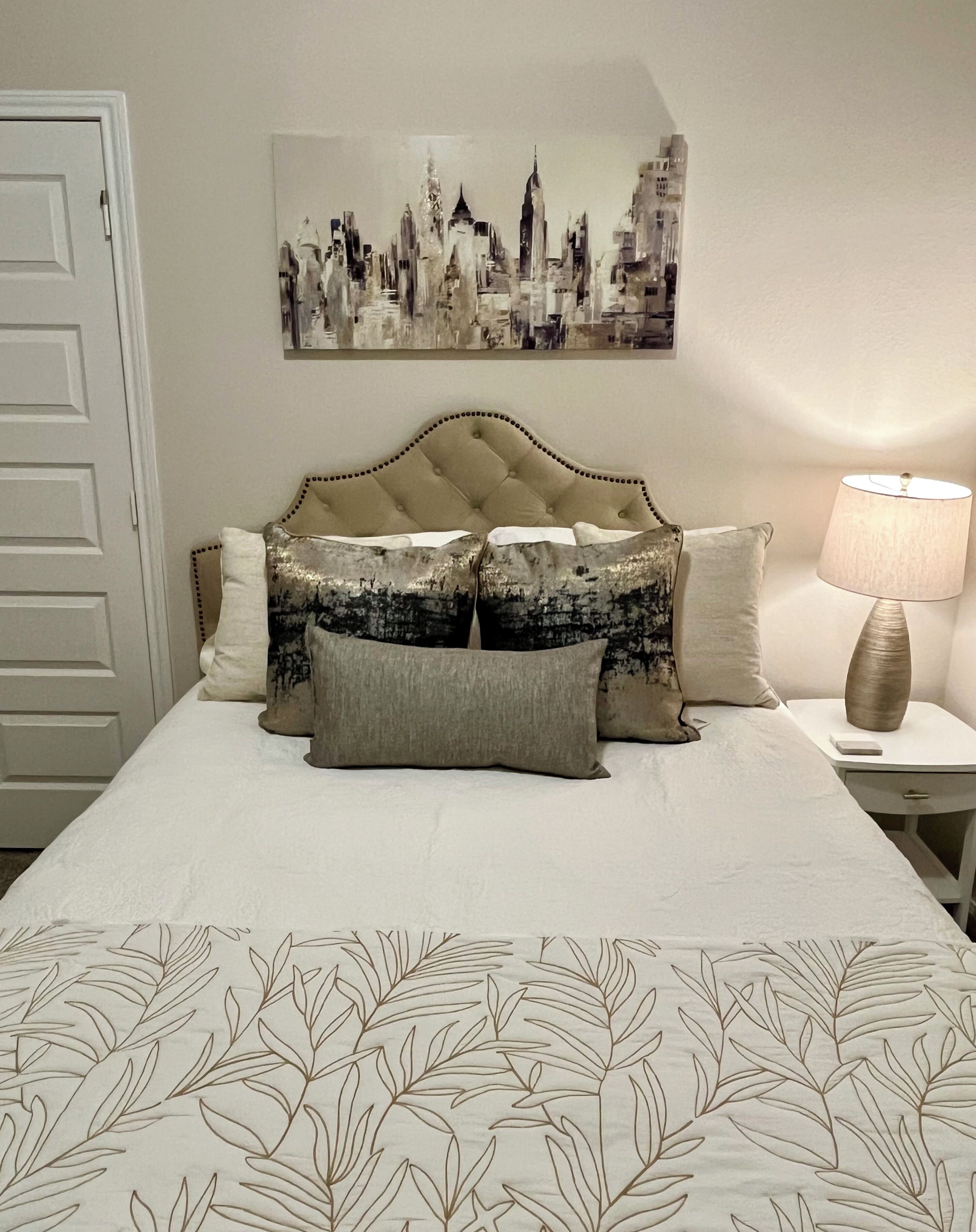 4 bedrooms, iron/ironing board, free WiFi, bed sheets