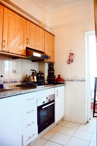 Jemaâ el fna 8Min/Car SuperMarket on Ground Floor-5 STAR APT W-Clim-Confort-View