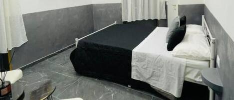 3 camere, Wi-Fi, lenzuola