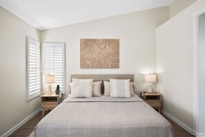 3 bedrooms, iron/ironing board, WiFi, bed sheets - The Drexell- Newly Upgraded home w/ pool, spa, firepit! (Palm Desert)
