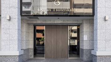 Mặt tiền nơi lưu trú