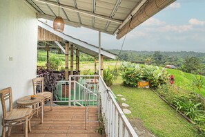 디럭스 더블룸 | 거실 공간