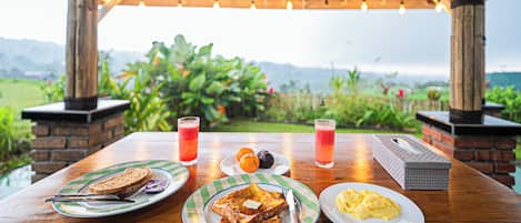 Colazione (50000 IDR a persona)