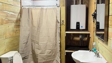 Shower, towels, soap, shampoo