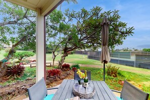 Outdoor dining - Spacious condo located near tennis courts, pools & Poipu beach (Koloa)