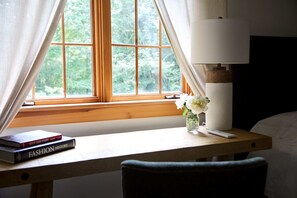 3 chambres, fer et planche à repasser, Wi-Fi, draps fournis