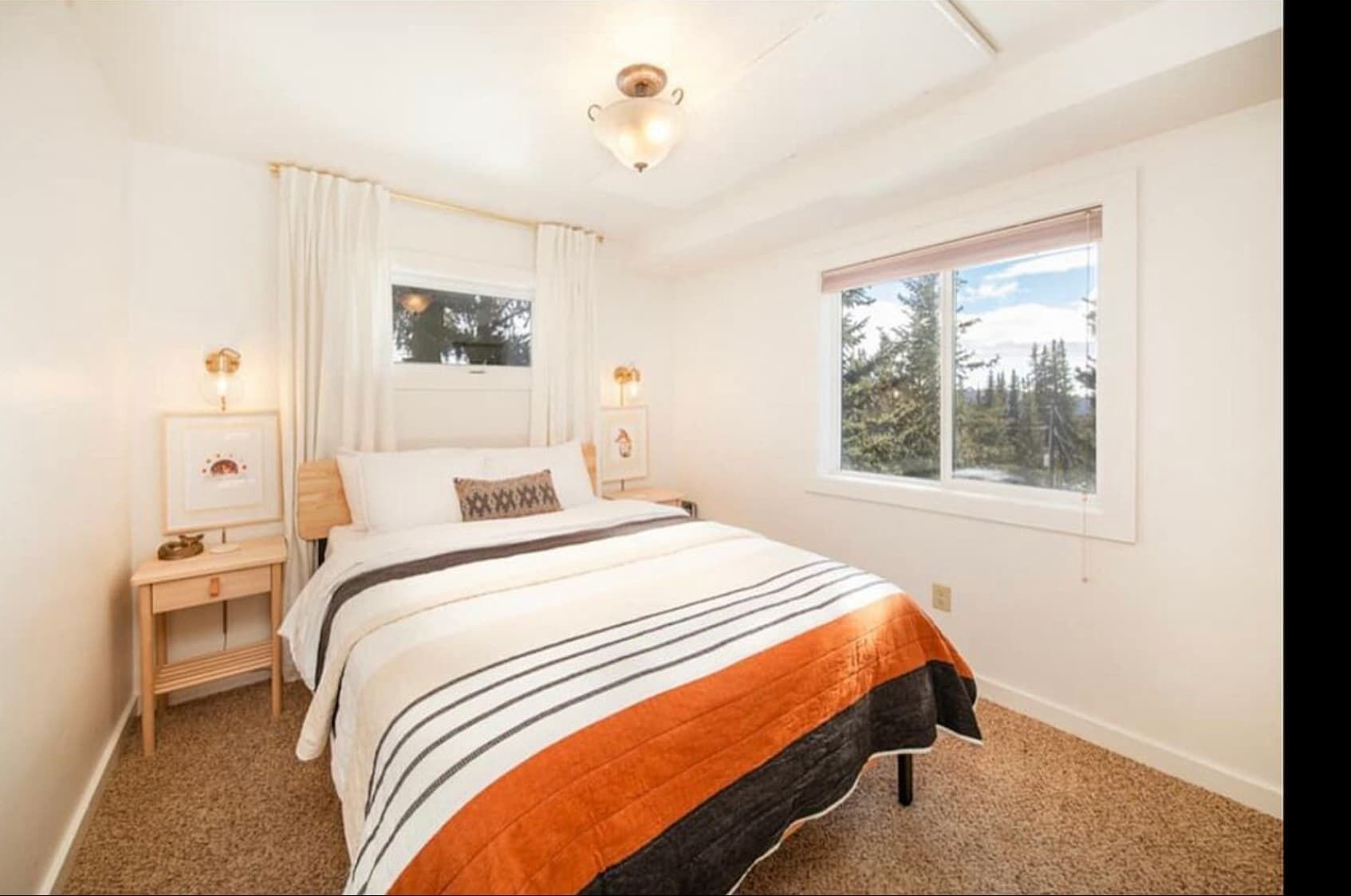 4 bedrooms, iron/ironing board, travel cot, WiFi