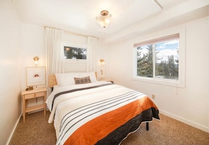 4 bedrooms, iron/ironing board, travel cot, WiFi
