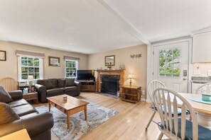 TV, fireplace, DVD player, stereo