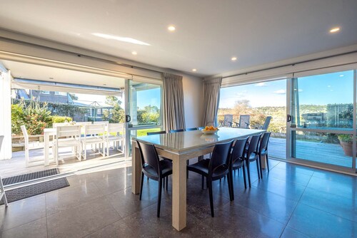 Bella Seven | Stay Waiheke