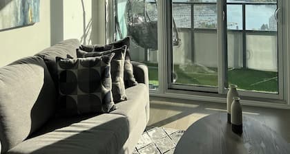 Luxury Cityscape 2-bedroom