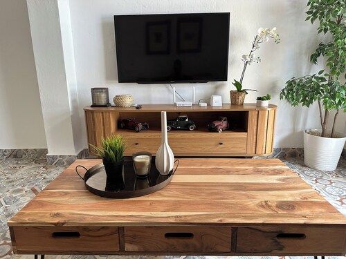 Central & Cozy Gem Historic Zone