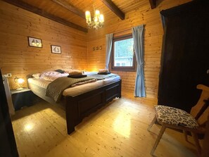 6 bedrooms, iron/ironing board, internet - Authentic chalet with sauna and a large garden (Gnesau)