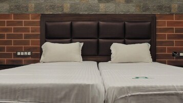 Wifi gratis y ropa de cama 