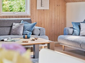 TV, lareira, pebolim