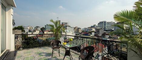 Presidential Suite, City View | Terrace/patio