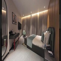 Suite | Zimmersafe, schallisolierte Zimmer, Zustellbetten, kostenloses WLAN