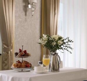 Restaurant - HOTEL ARAB INN (Mohali)