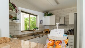 Private kitchen - A Guest Dream Villa Blue at Punta Cana Village! (Punta Cana)