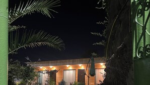Property grounds - . This place is located in a historical area close to the center and attractions (Kutaisi)