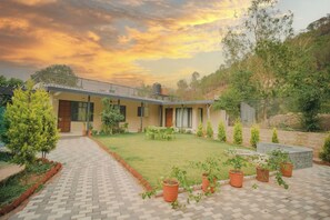 Front of property - The Pine melody -4BHK Villa  (Kasauli)