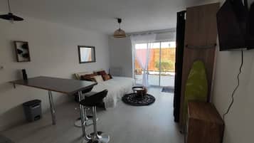 1 chambre, accĂšs Internet, draps fournis