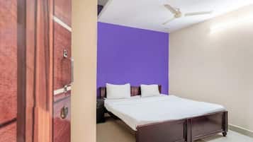 Standard Room, City View | 1 bedroom, free WiFi