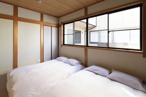 Comfort-lejlighed - byudsigt | Mørklægningsgardiner, gratis Wi-Fi