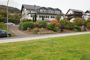 Exterior - Apartment 'Typ 1' with Shared Garden, Balcony and Wi-Fi (Willingen (Upland))