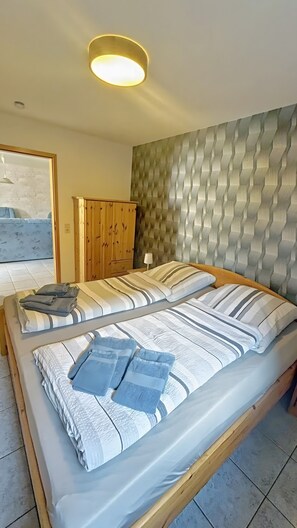 2 bedrooms, free WiFi, bed sheets