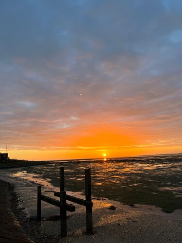 Fewo Föhr, in der Mitte der Hallig, direkt am Meer, Entspannung und Ruhe pur!