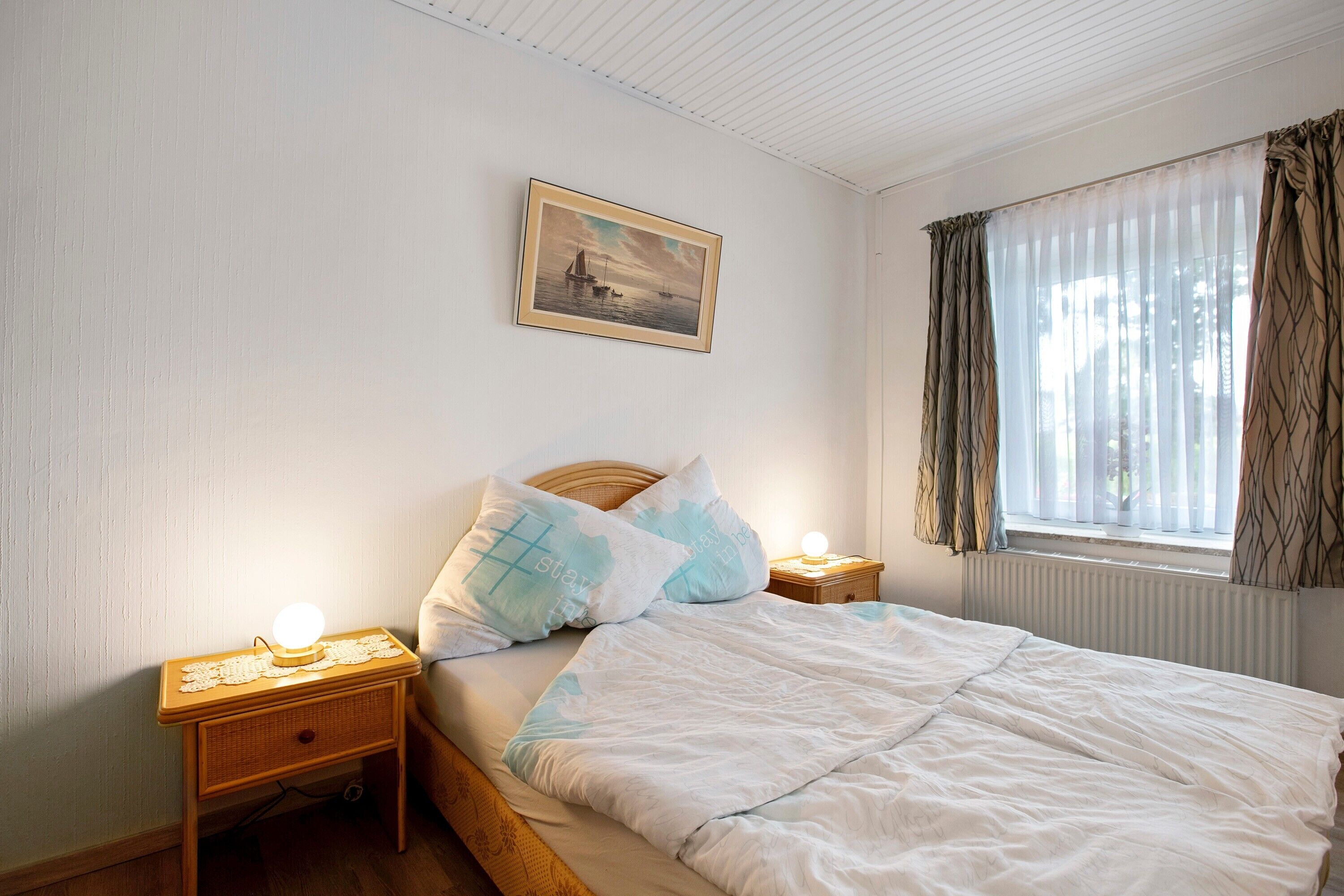 1 室のベッドルーム、アイロン / アイロン台、WiFi (無料)、ベッドシーツ