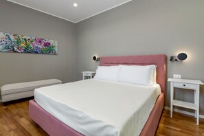 2 dormitorios, tabla de planchar con plancha, wifi y ropa de cama