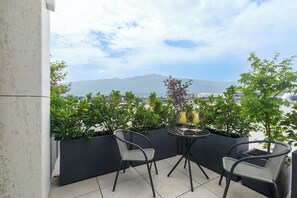 Mountain view - Blue Star Luxury Hotel (Sofia)