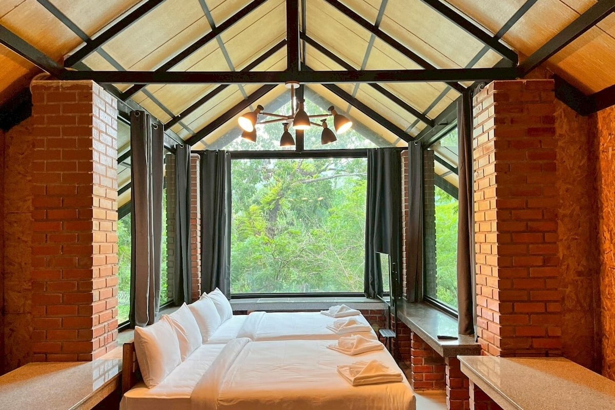Grand Quadruple Room | Free WiFi, bed sheets