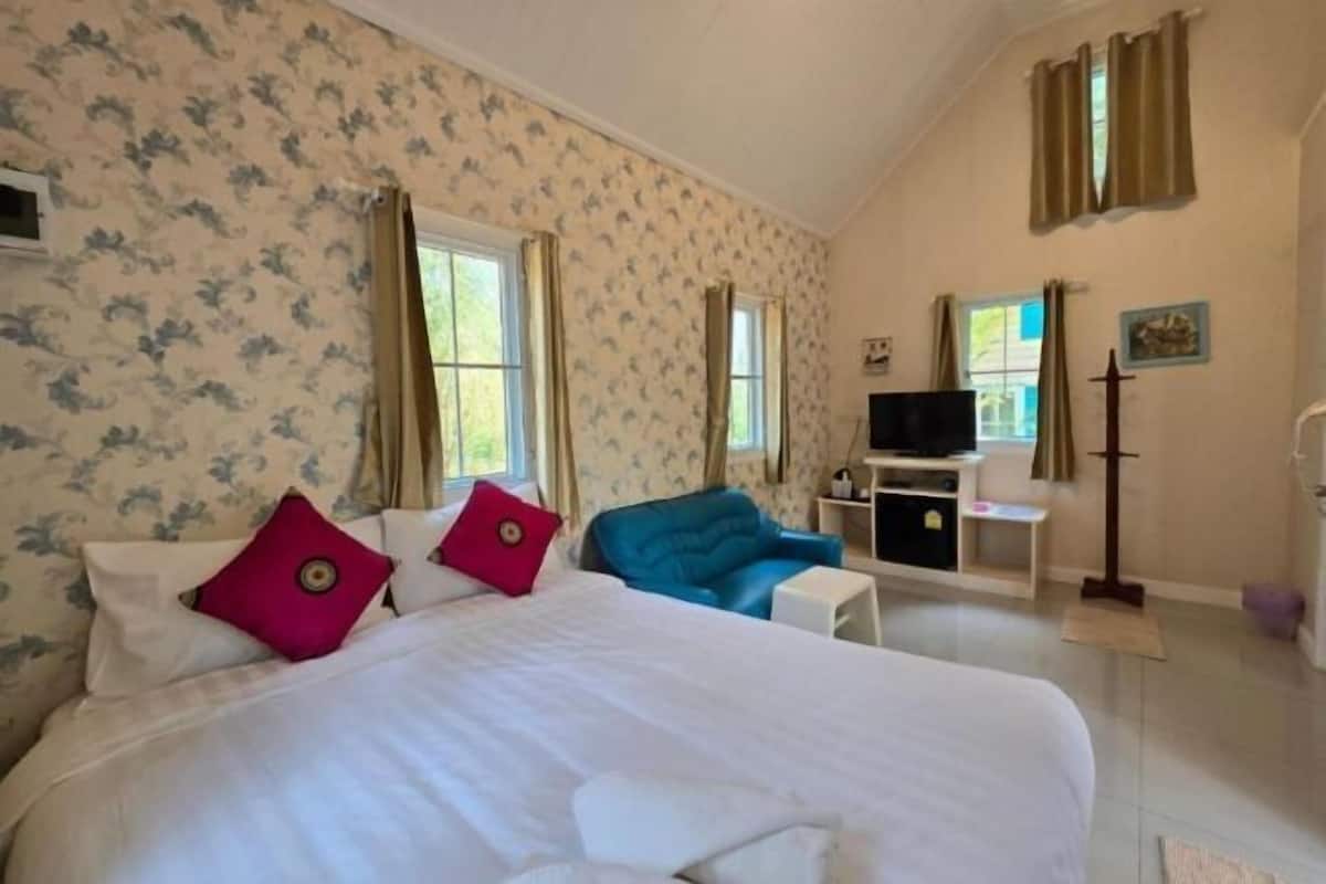 1 bedroom, free WiFi, bed sheets