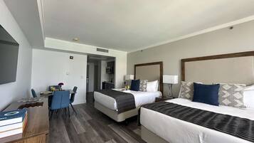 Fer et planche à repasser, lit parapluie, Wi-Fi, draps fournis