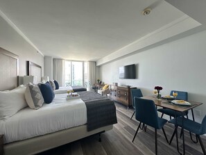 Iron/ironing board, travel crib, WiFi, bed sheets