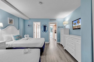 1 bedroom, individually decorated, individually furnished